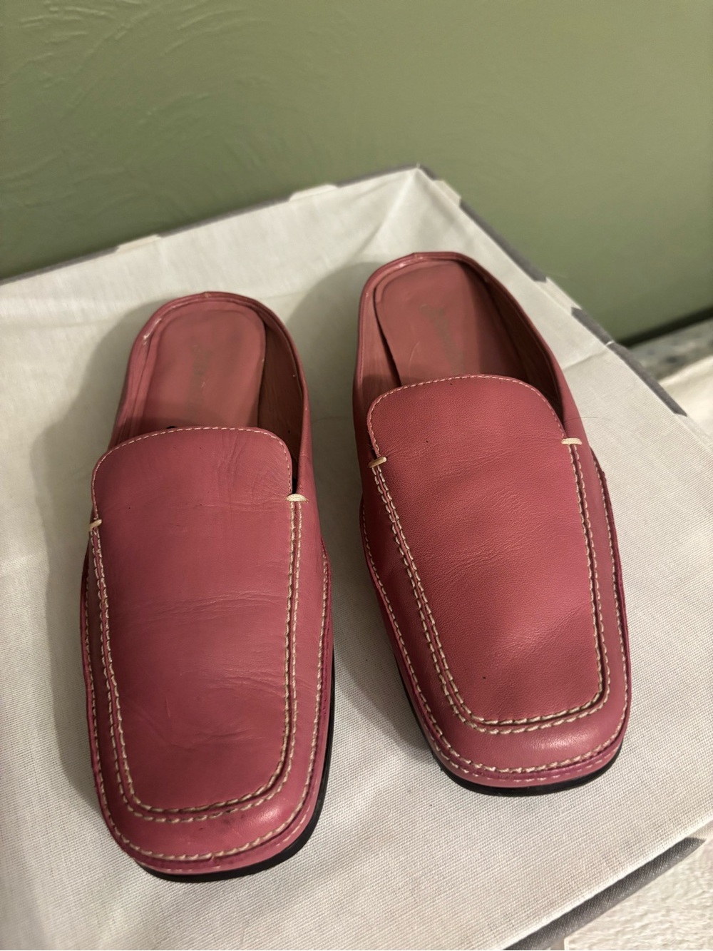 St. John's Bay Dusty Rose Leather Mules